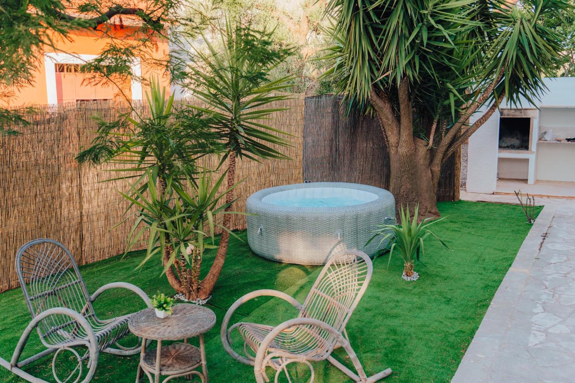 Loli Trulli - Guest House Castellana Grotte Bagian luar foto